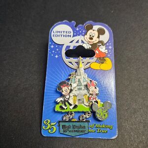 Disney Magical Milestones Series Magic Kingdom Official Pin Trading 2006